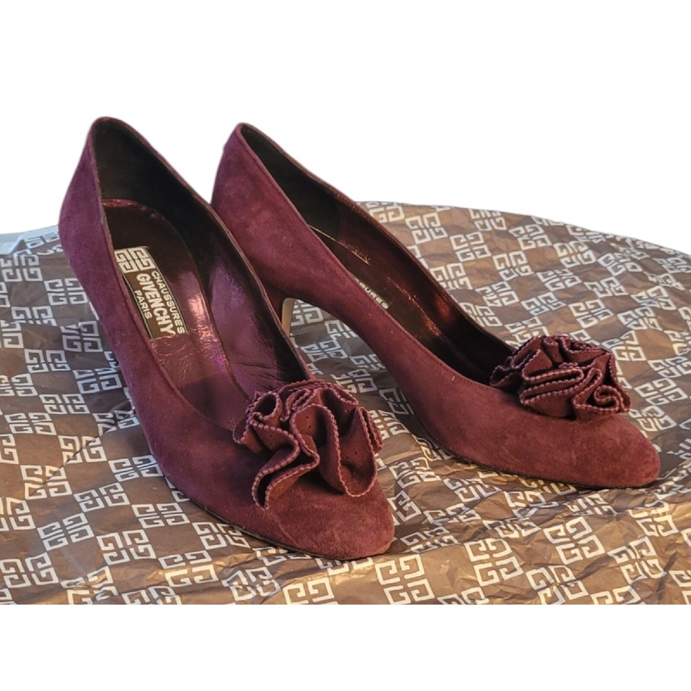 Vintage New Givenchy Suede Wine Pumps 7 M